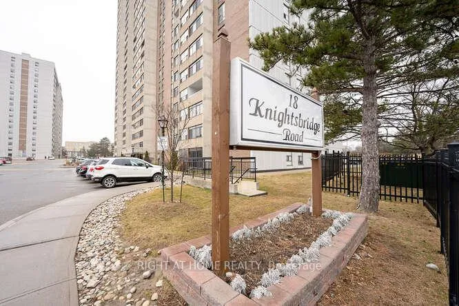 Photo 3 of Unit 707, 18 Knightsbridge Road, Brampton, Queen Street Corridor — HOMEH
