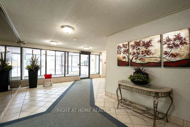 Photo 4 of Unit 707, 18 Knightsbridge Road, Brampton, Queen Street Corridor — HOMEH
