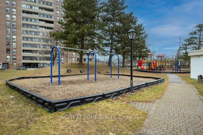 Photo 8 of Unit 707, 18 Knightsbridge Road, Brampton, Queen Street Corridor — HOMEH