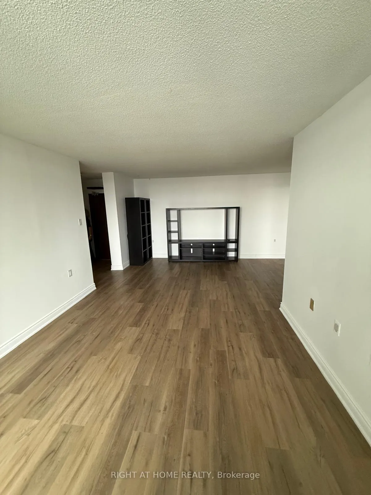 Photo 19 of Unit 707, 18 Knightsbridge Road, Brampton, Queen Street Corridor — HOMEH