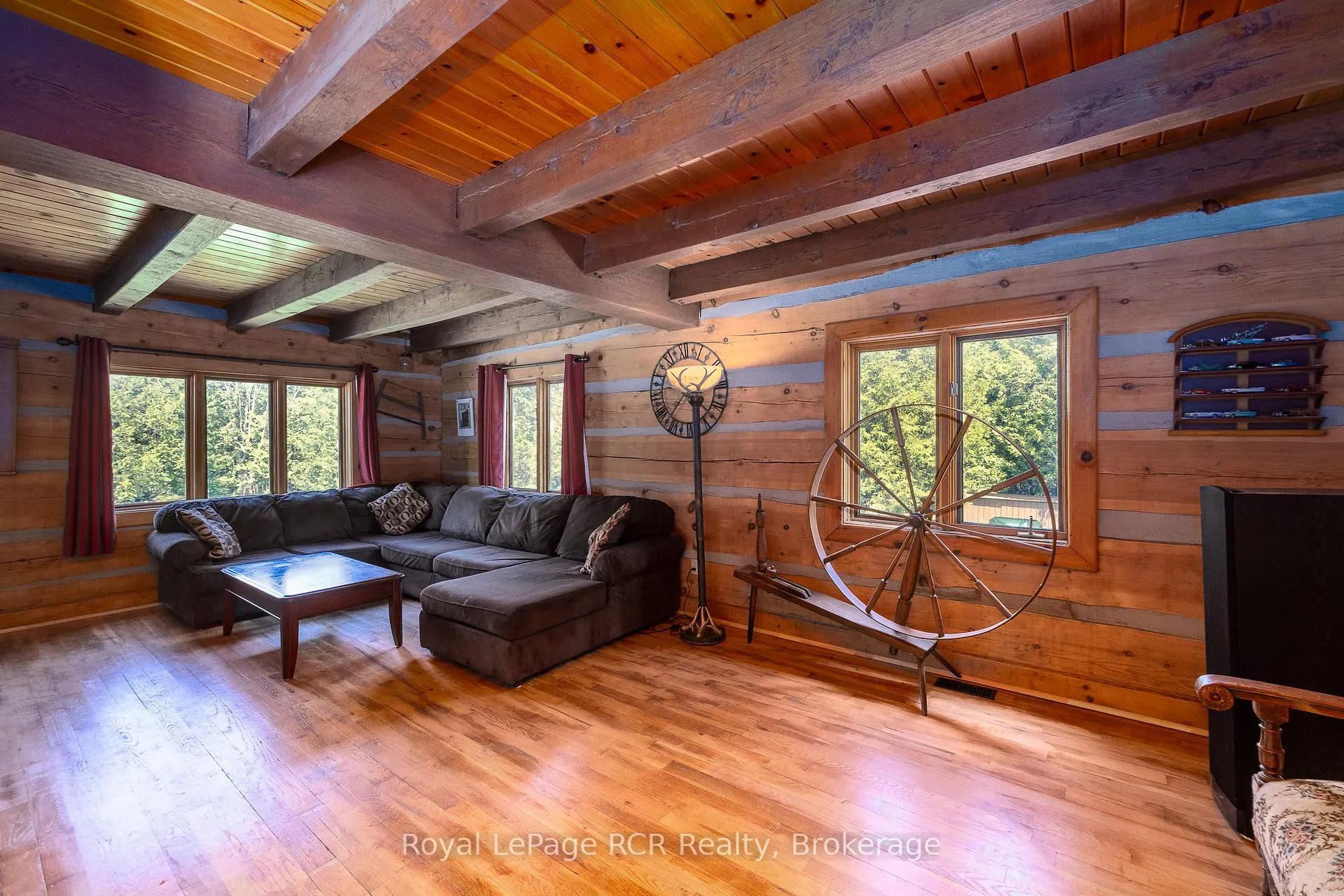 Photo 13 of 113 Crawford Road, Chatsworth — HOMEH