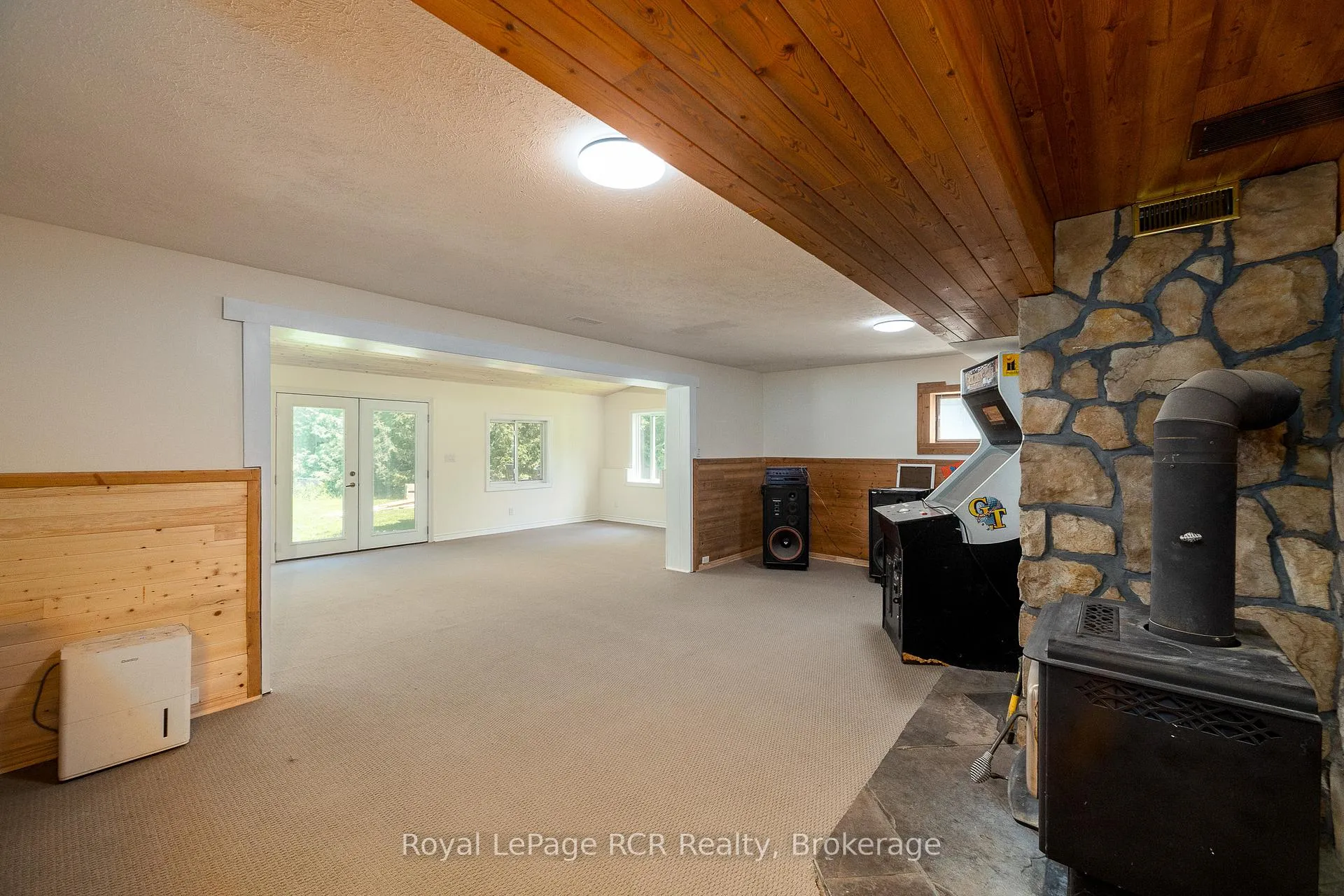 Photo 23 of 113 Crawford Road, Chatsworth — HOMEH
