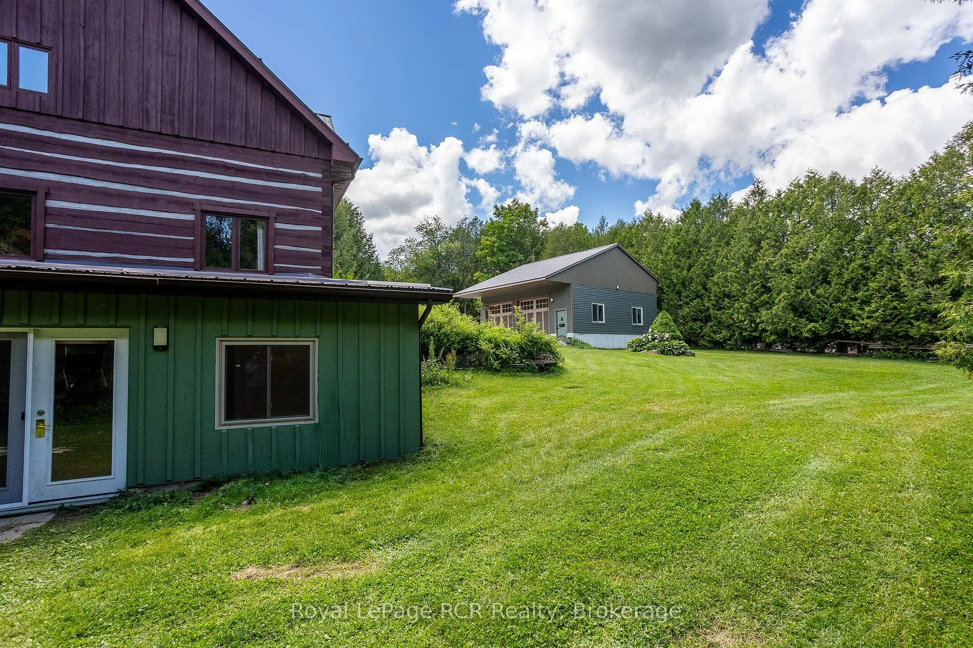 Photo 32 of 113 Crawford Road, Chatsworth — HOMEH