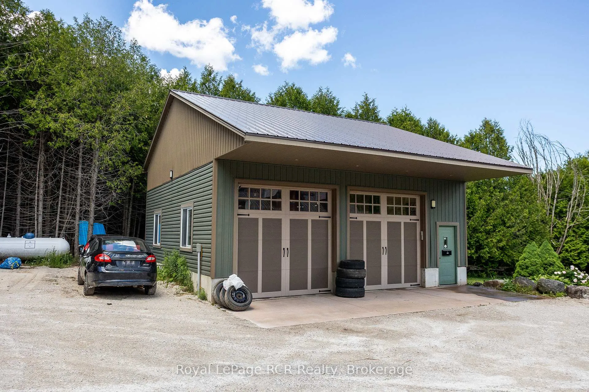 Photo 34 of 113 Crawford Road, Chatsworth — HOMEH