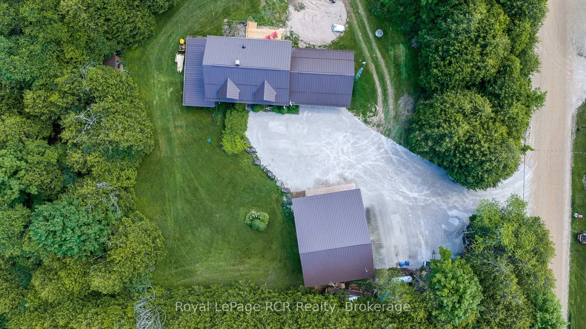Photo 36 of 113 Crawford Road, Chatsworth — HOMEH