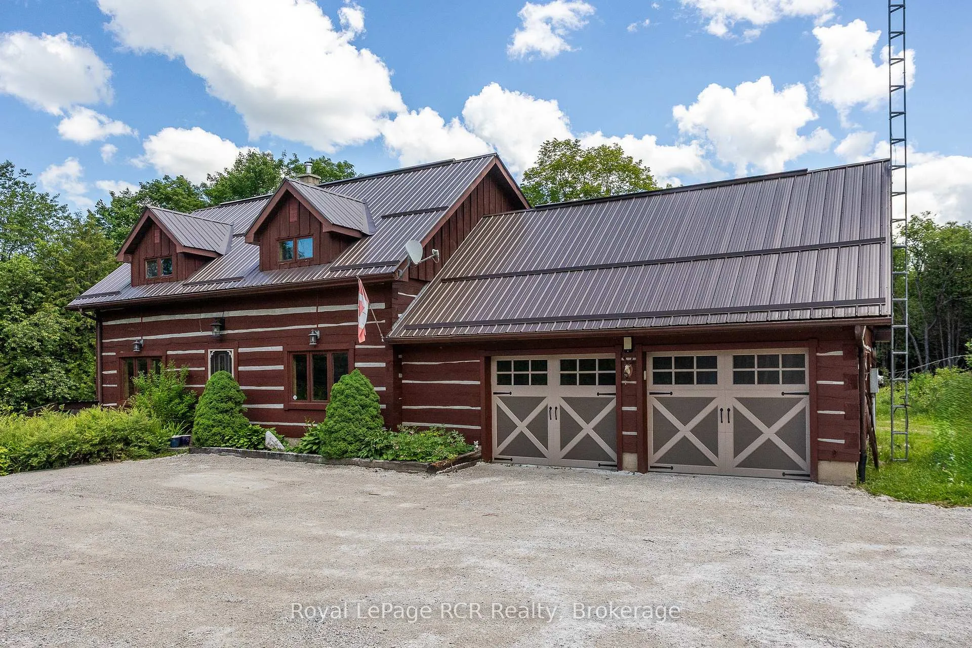 Photo 42 of 113 Crawford Road, Chatsworth — HOMEH