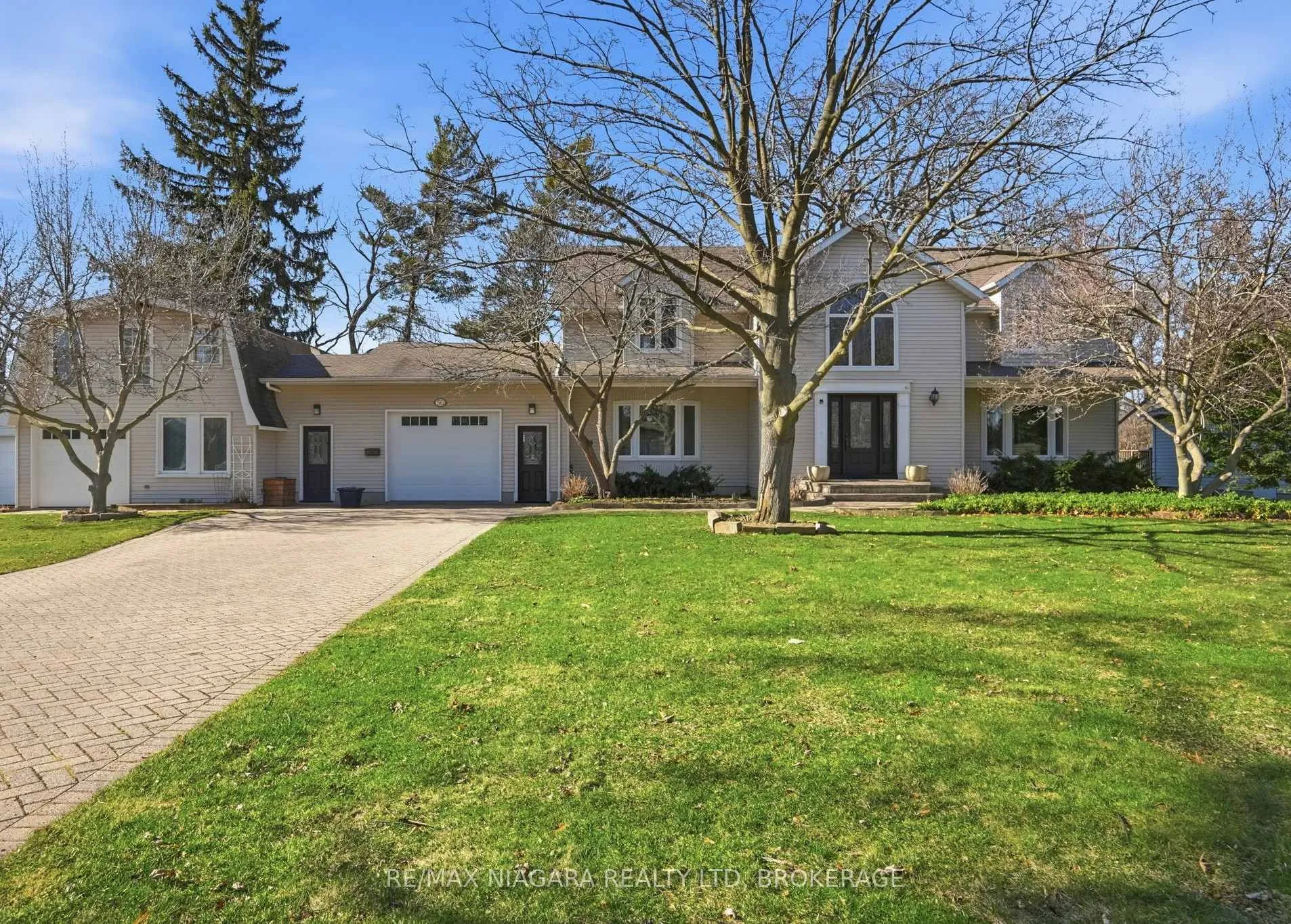 Photo 1 of 50 Henley Drive, St. Catharines, Martindale Pond — HOMEH