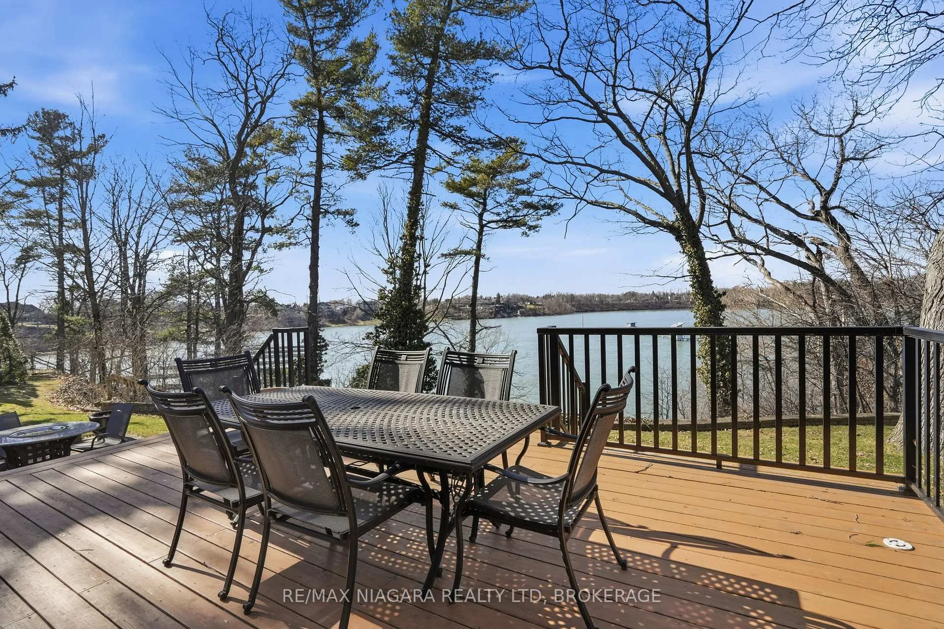 Photo 26 of 50 Henley Drive, St. Catharines, Martindale Pond — HOMEH