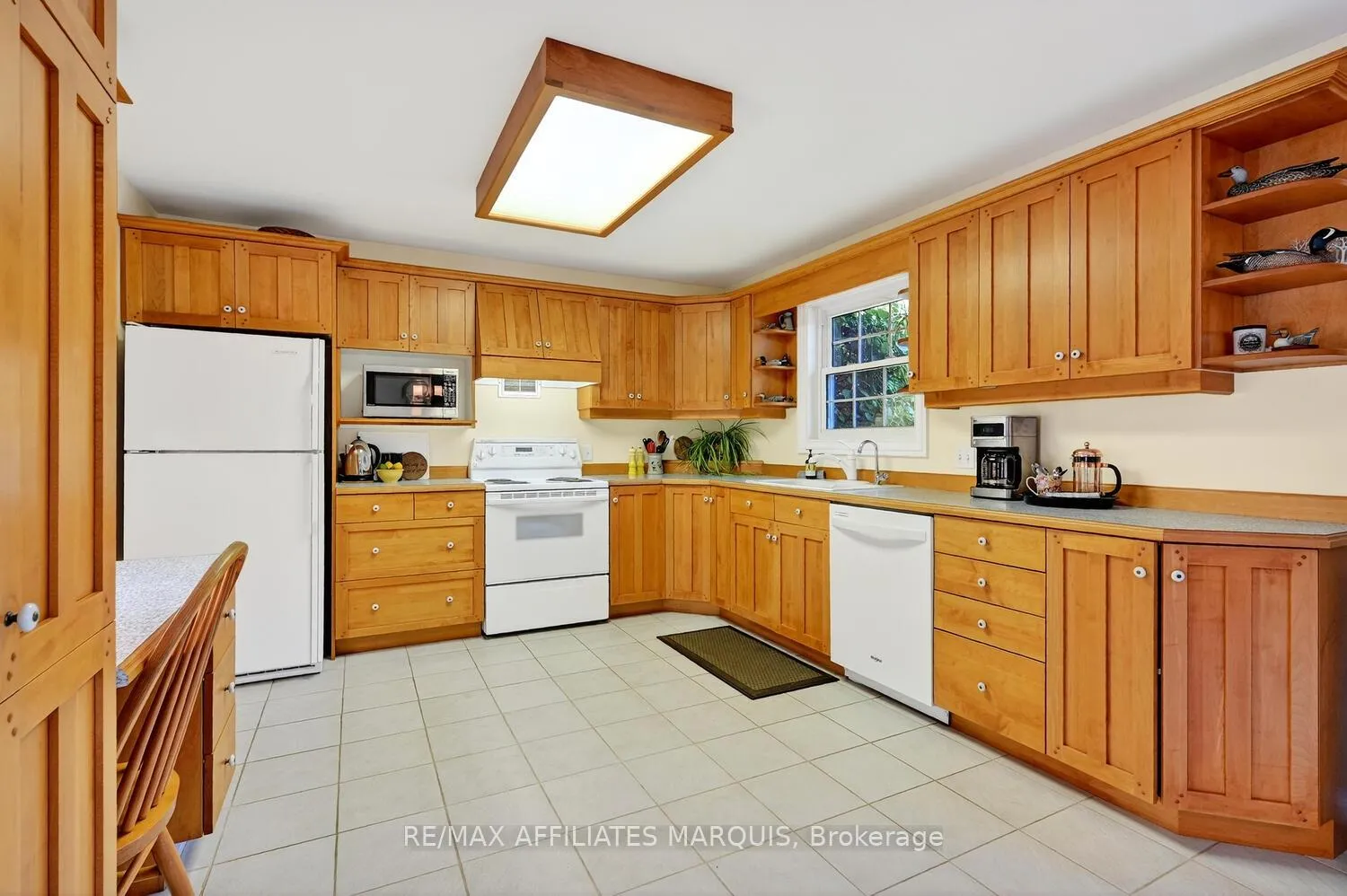 Photo 9 of 156 Bay Road, Rideau Lakes, Rideau Lakes (South Elmsley) Twp — HOMEH