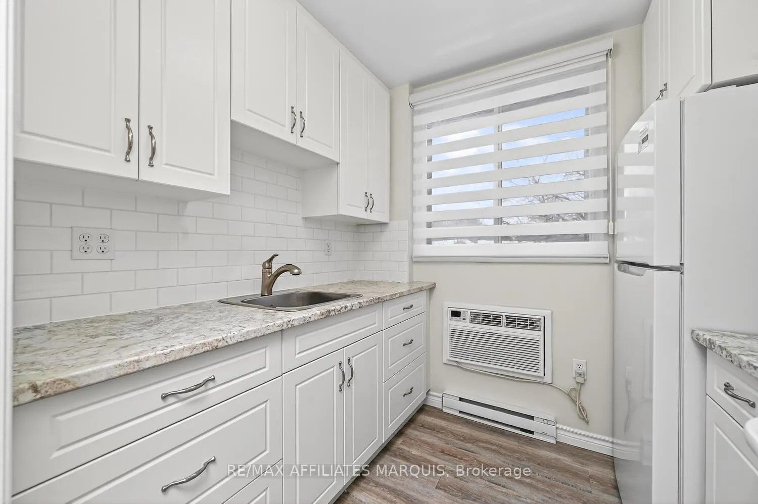 Photo 10 of Unit 204, 41 Sunset Boulevard, Perth, Perth — HOMEH