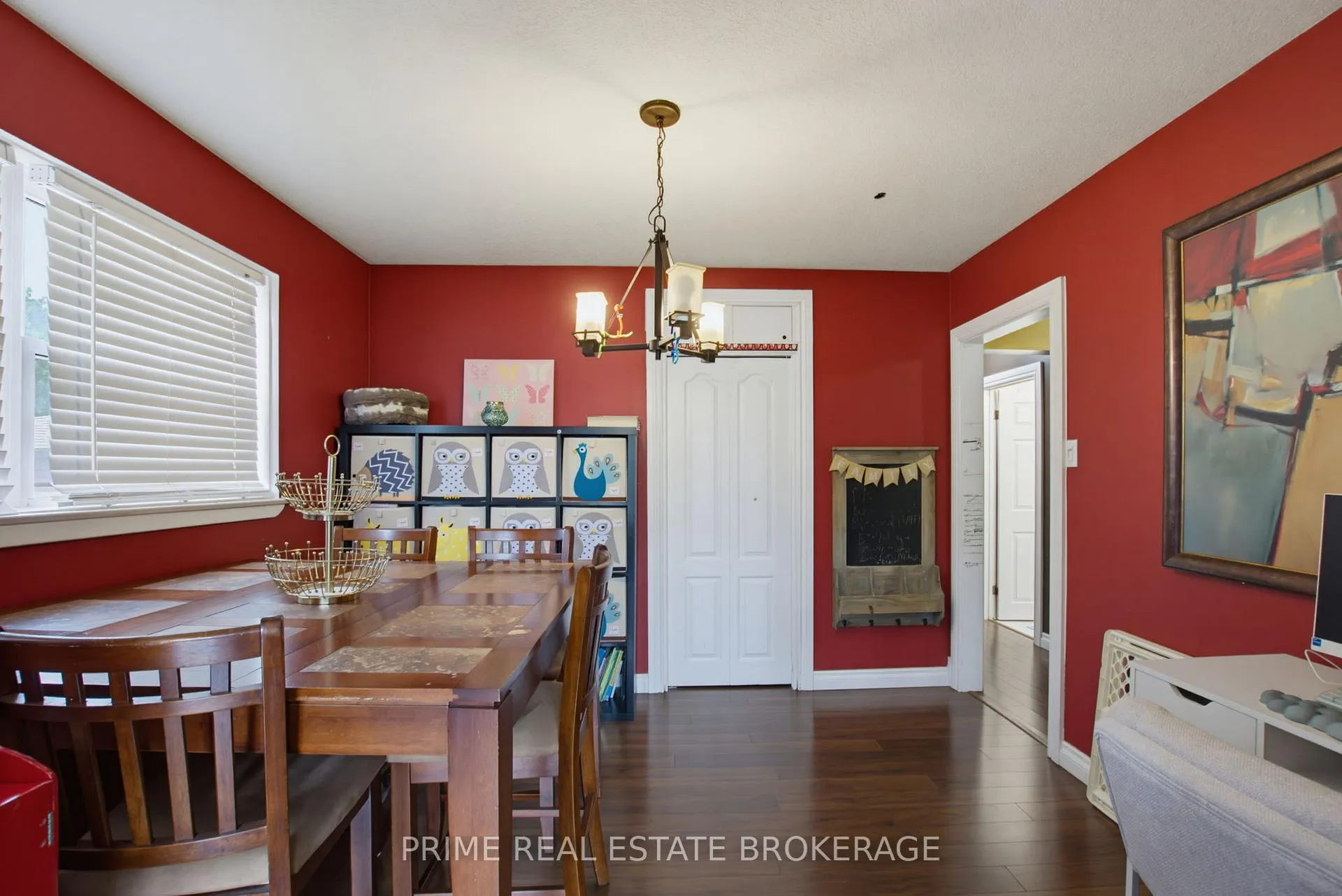 Photo 9 of 204 Burnside Drive, London, East I — HOMEH