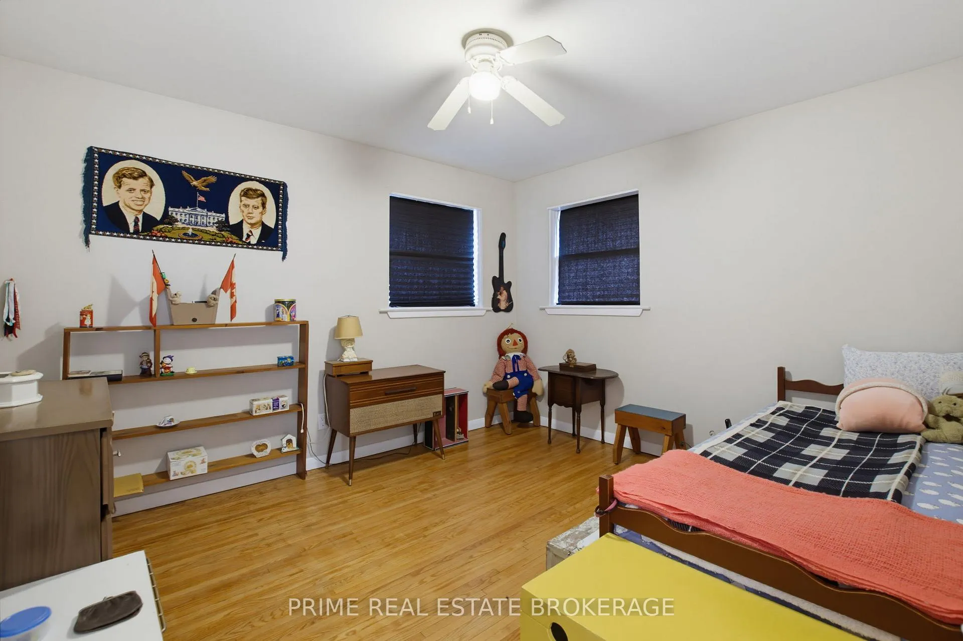 Photo 34 of 204 Burnside Drive, London, East I — HOMEH
