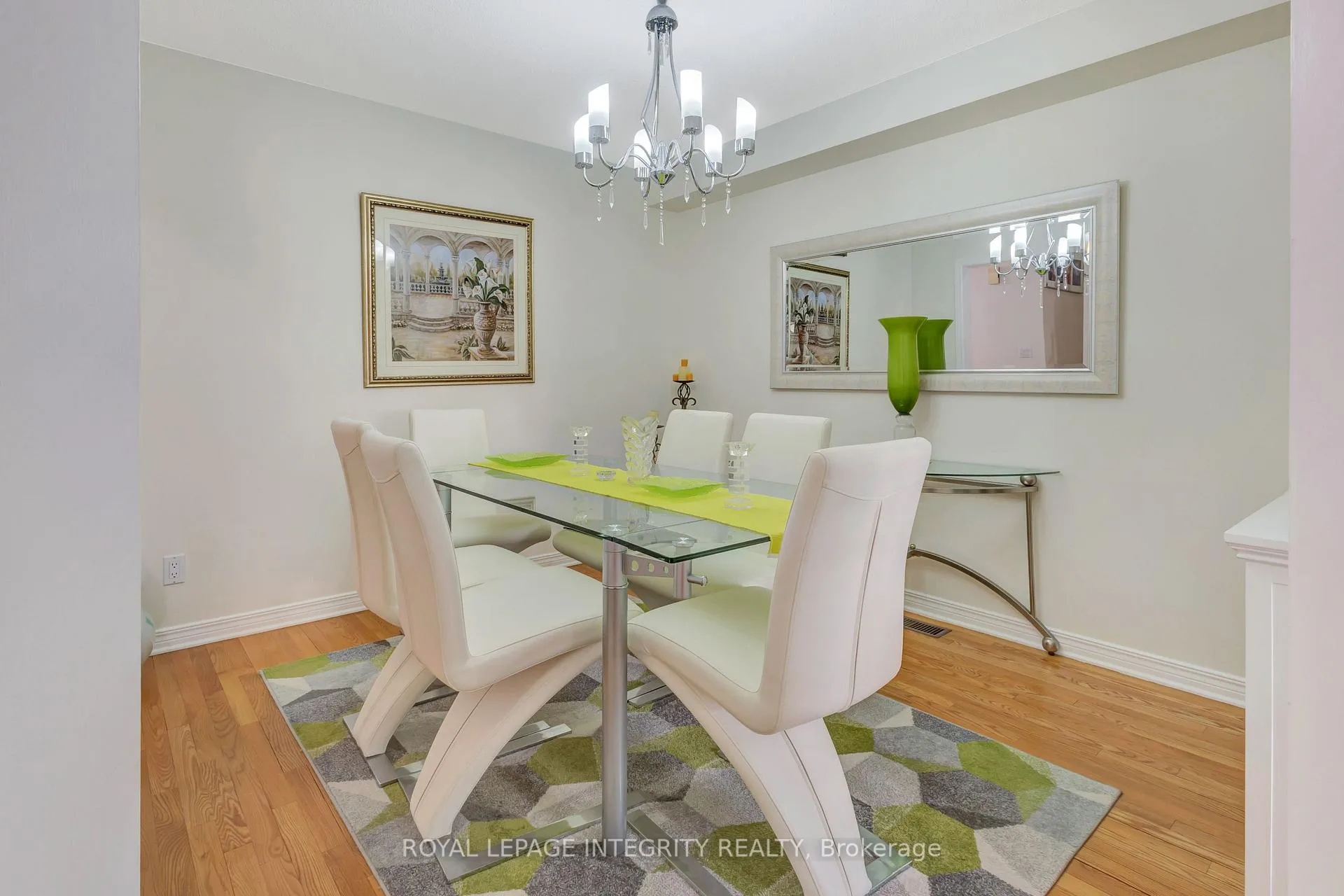 Photo 13 of 7 Westpointe Crescent, Ottawa, Centrepointe — HOMEH