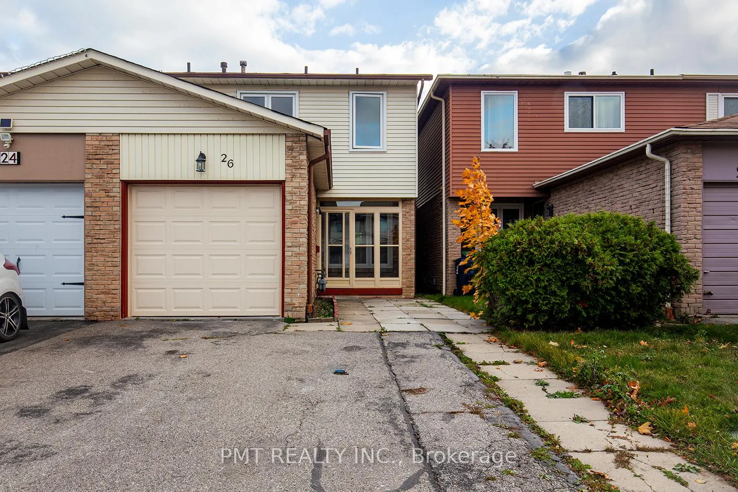 Front of 26 Granada Crescent