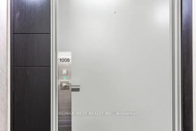 Photo 7 of Unit 1008, 110 Marine Parade Drive, Etobicoke, Mimico — HOMEH