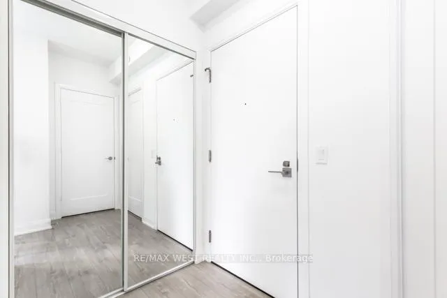 Photo 8 of Unit 1008, 110 Marine Parade Drive, Etobicoke, Mimico — HOMEH
