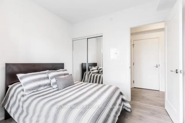 Photo 11 of Unit 1008, 110 Marine Parade Drive, Etobicoke, Mimico — HOMEH