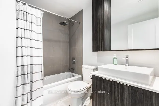 Photo 13 of Unit 1008, 110 Marine Parade Drive, Etobicoke, Mimico — HOMEH