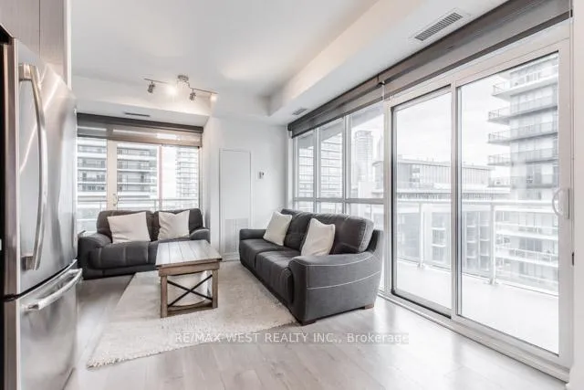 Photo 19 of Unit 1008, 110 Marine Parade Drive, Etobicoke, Mimico — HOMEH