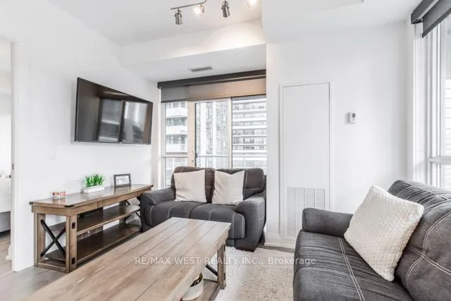 Photo 21 of Unit 1008, 110 Marine Parade Drive, Etobicoke, Mimico — HOMEH