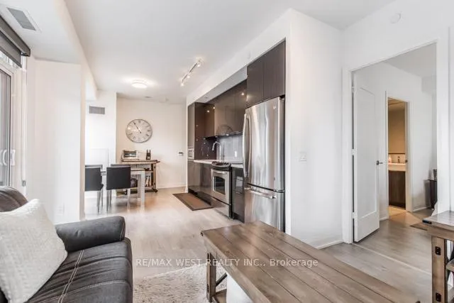 Photo 22 of Unit 1008, 110 Marine Parade Drive, Etobicoke, Mimico — HOMEH