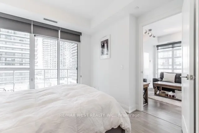 Photo 25 of Unit 1008, 110 Marine Parade Drive, Etobicoke, Mimico — HOMEH