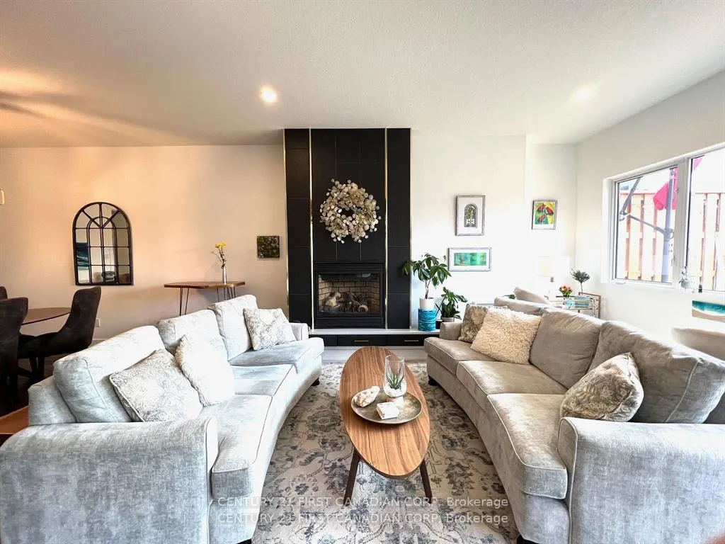 Photo 6 of Unit UPPER, 218 Joseph Street, Central Elgin, Port Stanley — HOMEH