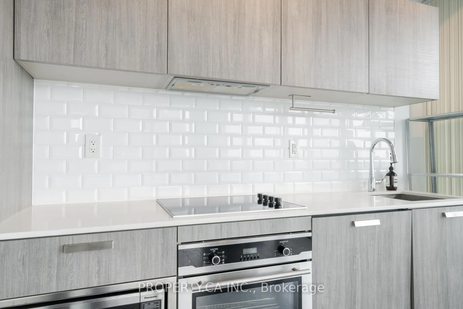Photo 8 of Unit 2812, 50 Charles Street, Toronto, Church-Yonge Corridor — HOMEH