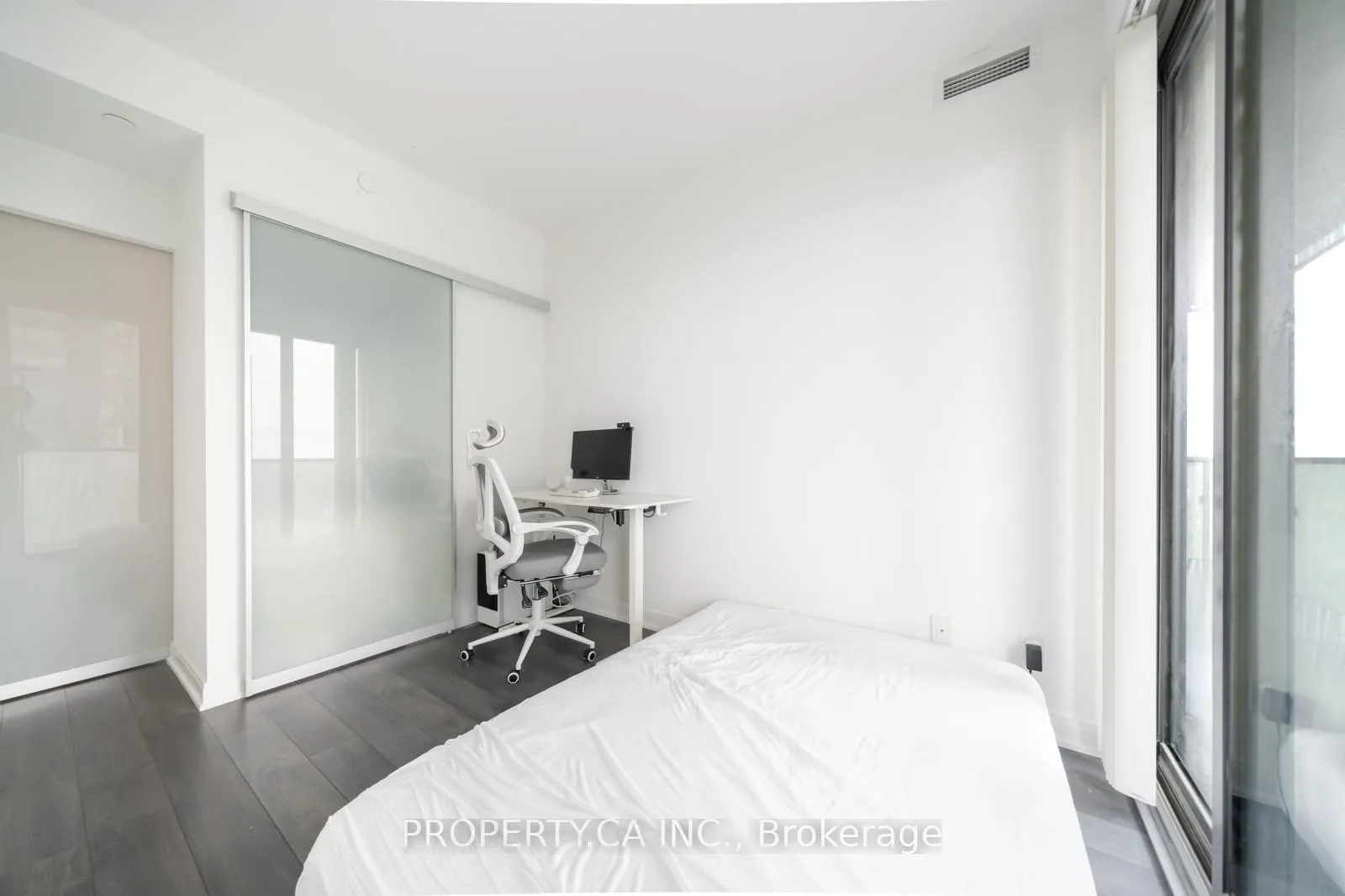 Photo 11 of Unit 2812, 50 Charles Street, Toronto, Church-Yonge Corridor — HOMEH