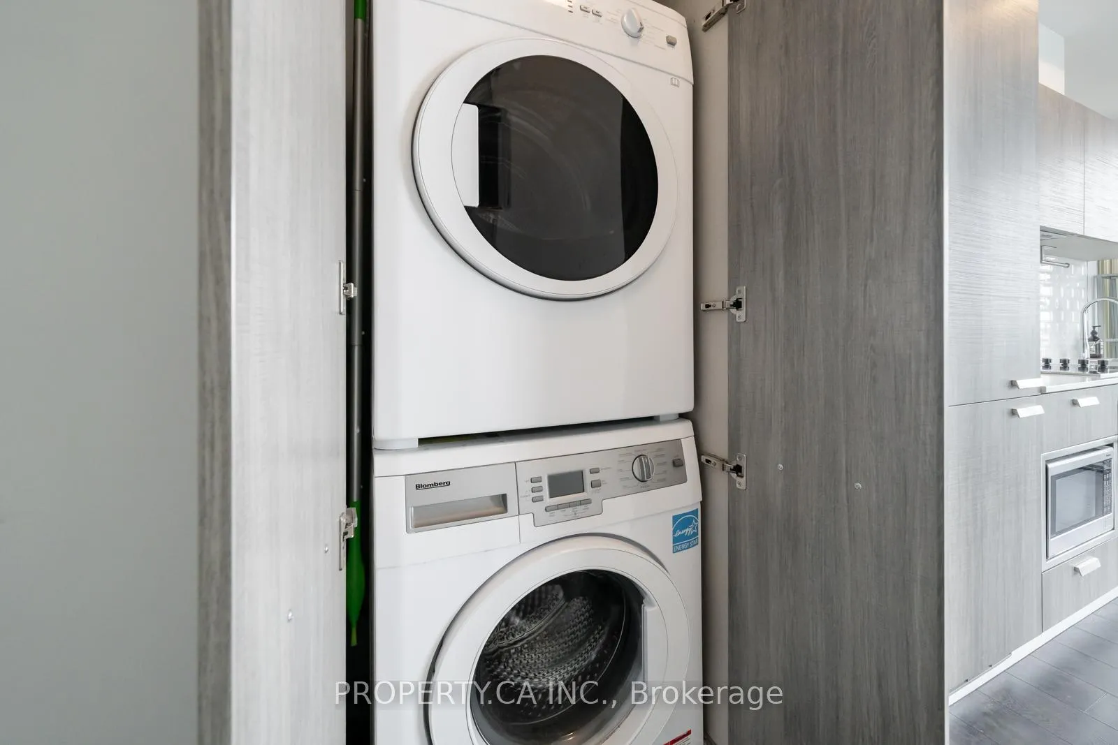 Photo 16 of Unit 2812, 50 Charles Street, Toronto, Church-Yonge Corridor — HOMEH