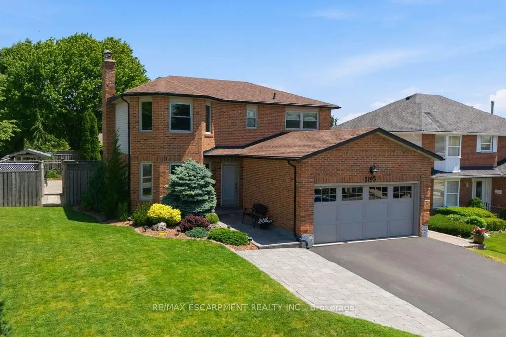 Photo 2 of 2193 Bader Crescent, Burlington, Brant Hills — HOMEH