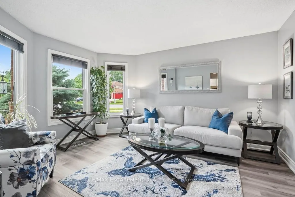 Photo 6 of 2193 Bader Crescent, Burlington, Brant Hills — HOMEH