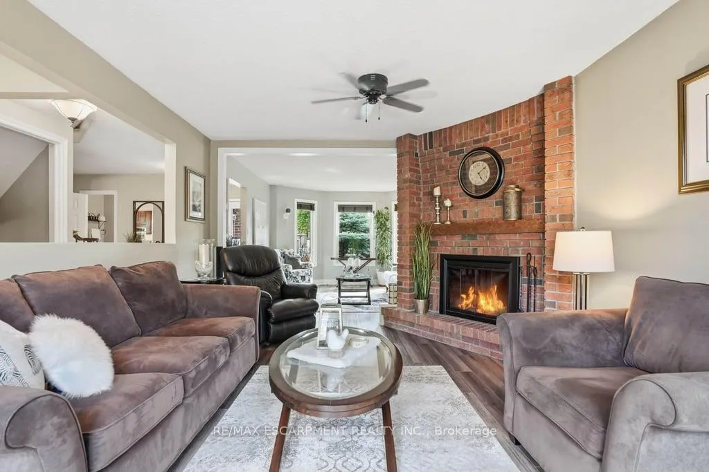 Photo 9 of 2193 Bader Crescent, Burlington, Brant Hills — HOMEH