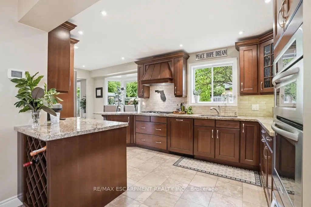 Photo 11 of 2193 Bader Crescent, Burlington, Brant Hills — HOMEH