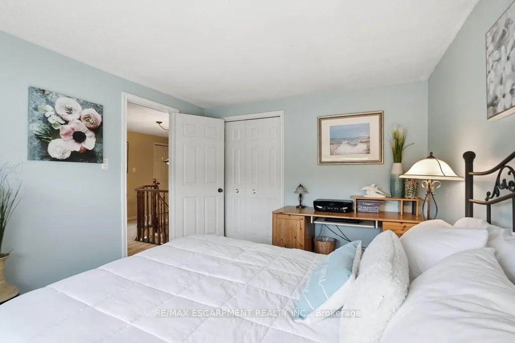 Photo 25 of 2193 Bader Crescent, Burlington, Brant Hills — HOMEH