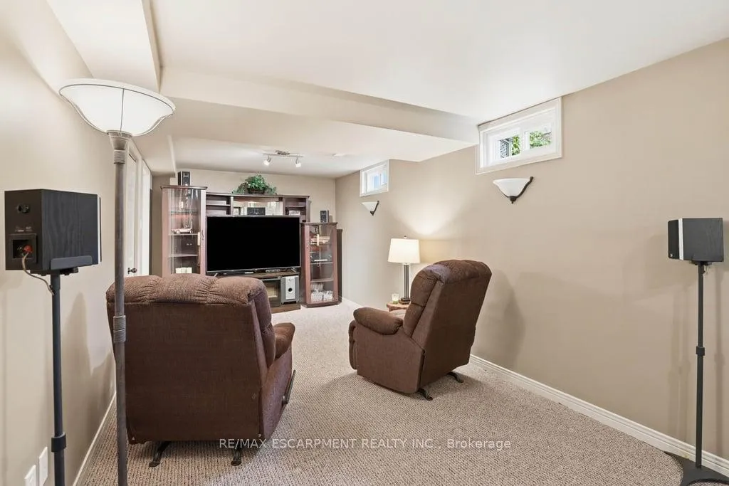 Photo 37 of 2193 Bader Crescent, Burlington, Brant Hills — HOMEH