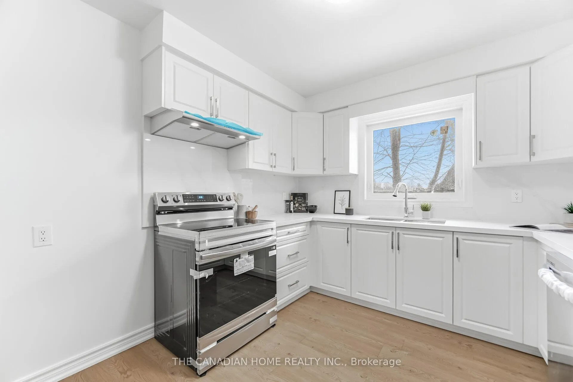 Photo 14 of 237 Bufford Drive, Brampton, Brampton South — HOMEH