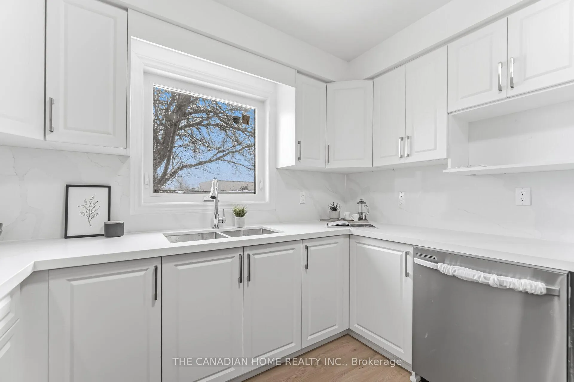Photo 15 of 237 Bufford Drive, Brampton, Brampton South — HOMEH