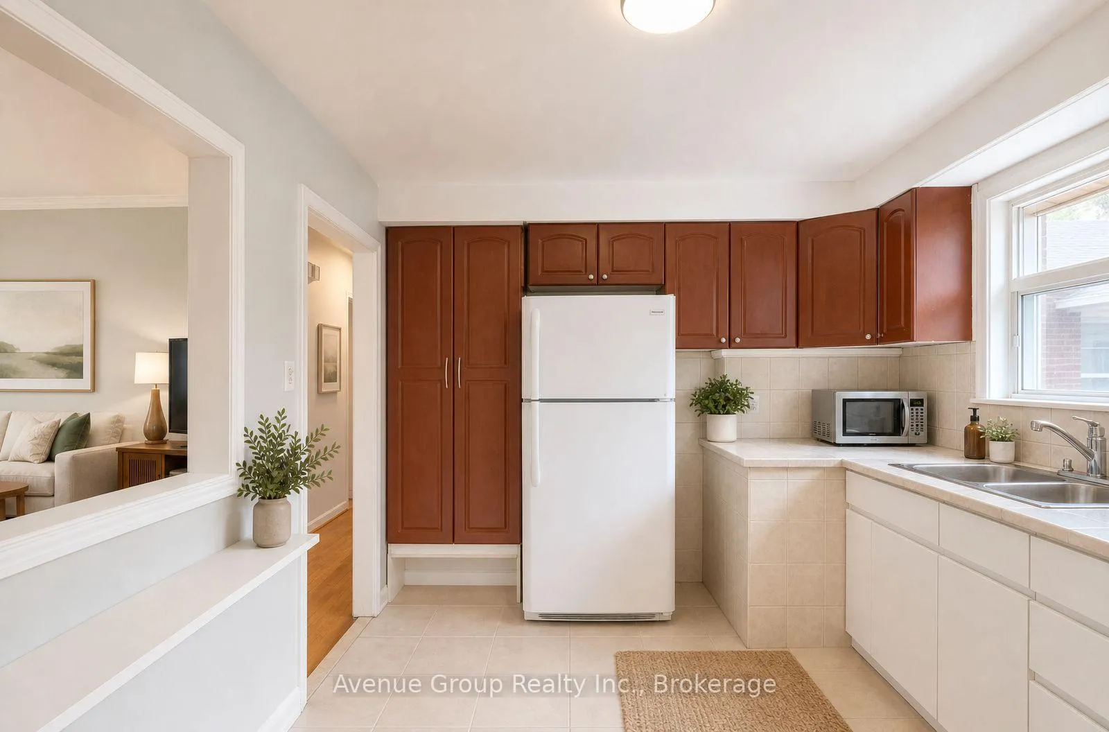 Photo 13 of 124 Westhumber Boulevard, Etobicoke, West Humber-Clairville — HOMEH