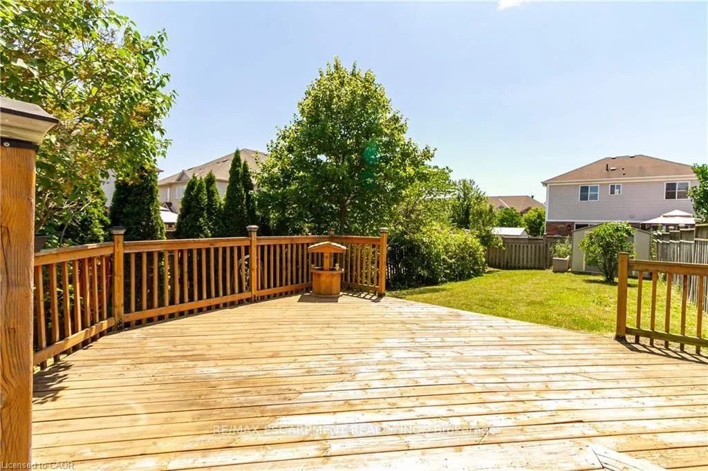 Photo 20 of 137 Windwood Drive, Hamilton, Binbrook — HOMEH