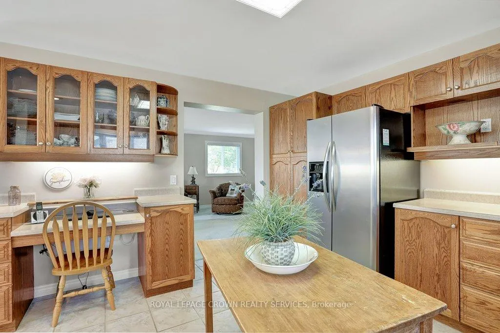Photo 14 of 104 Dunadry Lane, Hamilton, Rural Flamborough — HOMEH