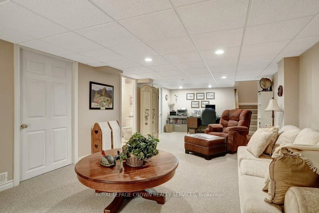 Photo 28 of 104 Dunadry Lane, Hamilton, Rural Flamborough — HOMEH