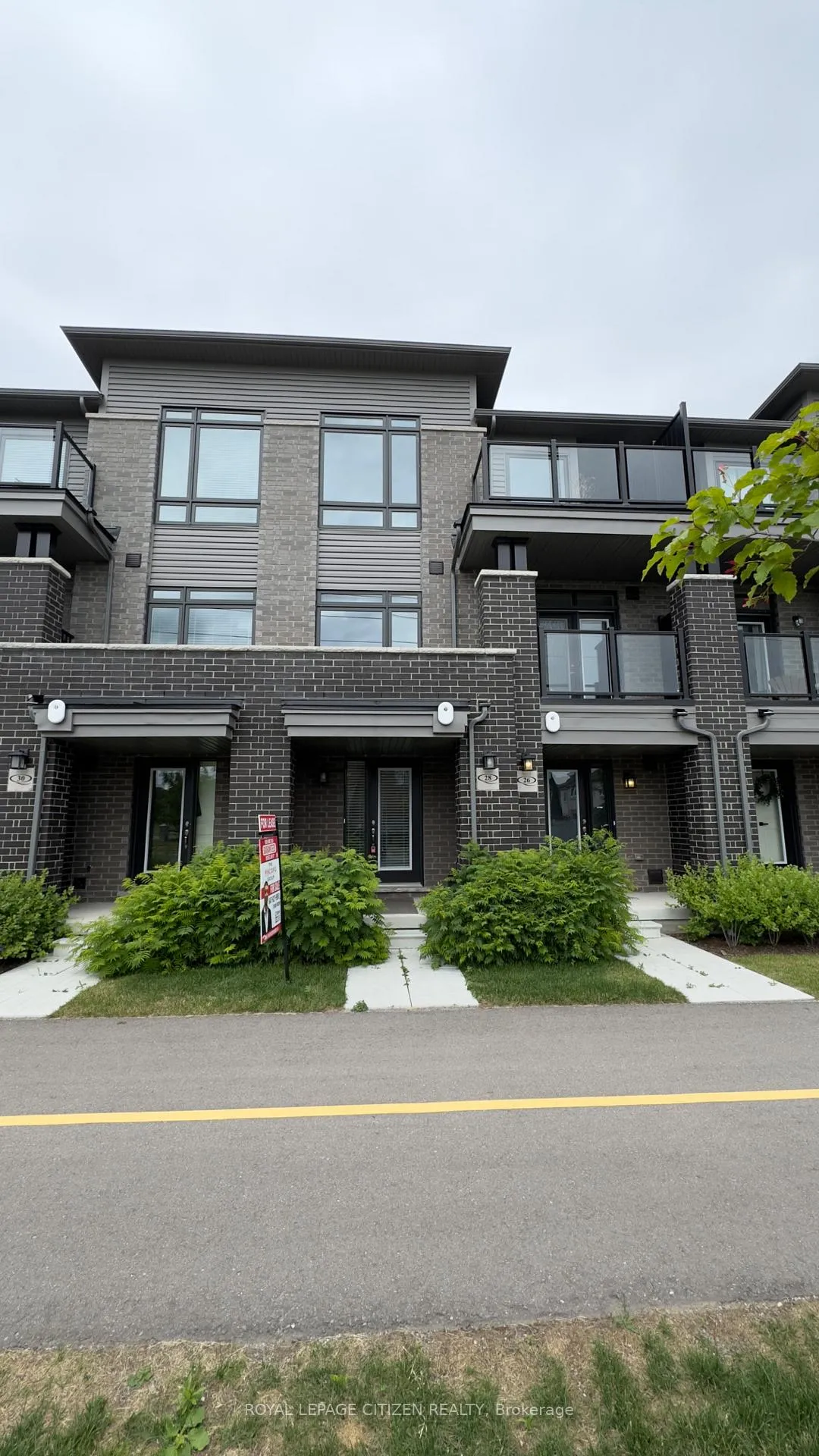 Photo 2 of 28 Emmas Way W, Whitby, Taunton North — HOMEH