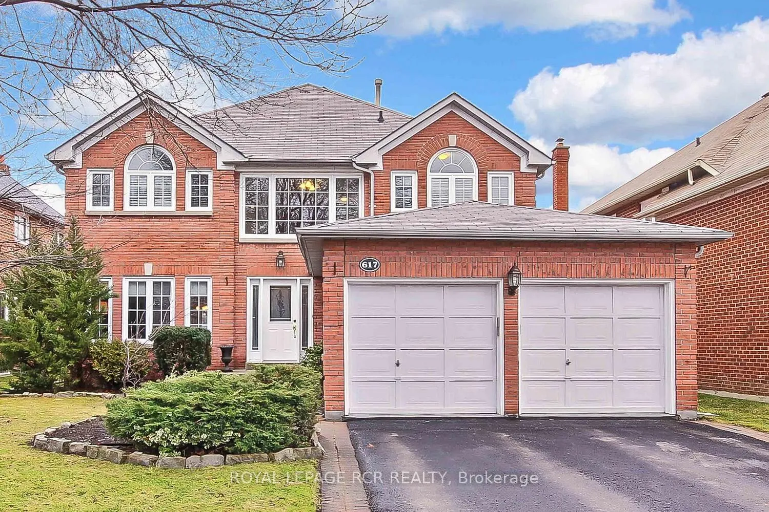 Photo 1 of 617 Brooker Ridge, Newmarket, Stonehaven-Wyndham — HOMEH