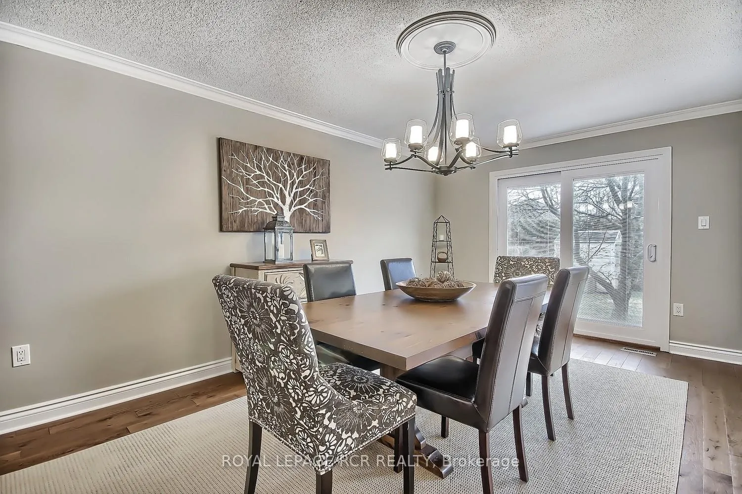 Photo 5 of 617 Brooker Ridge, Newmarket, Stonehaven-Wyndham — HOMEH