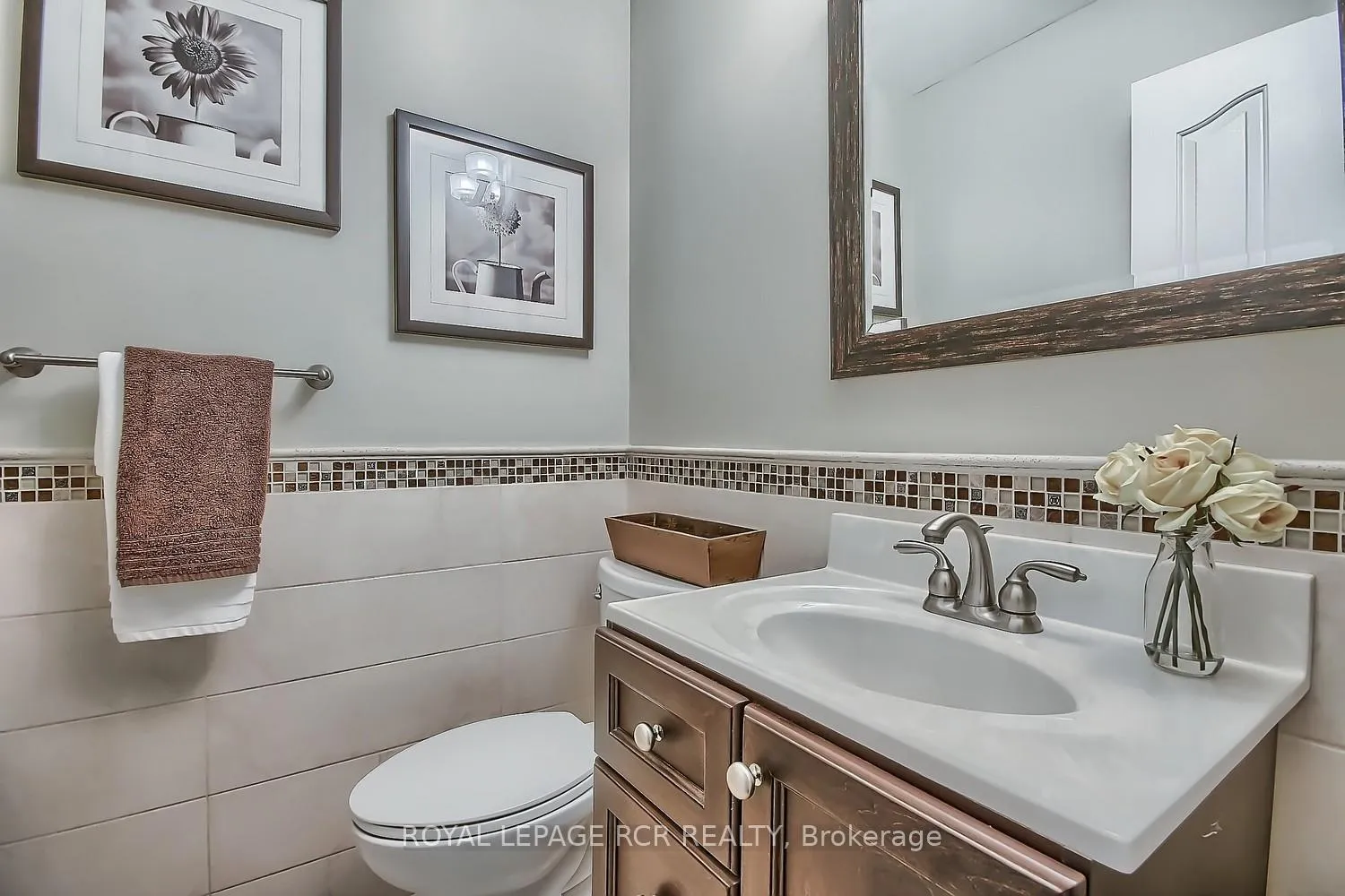 Photo 16 of 617 Brooker Ridge, Newmarket, Stonehaven-Wyndham — HOMEH