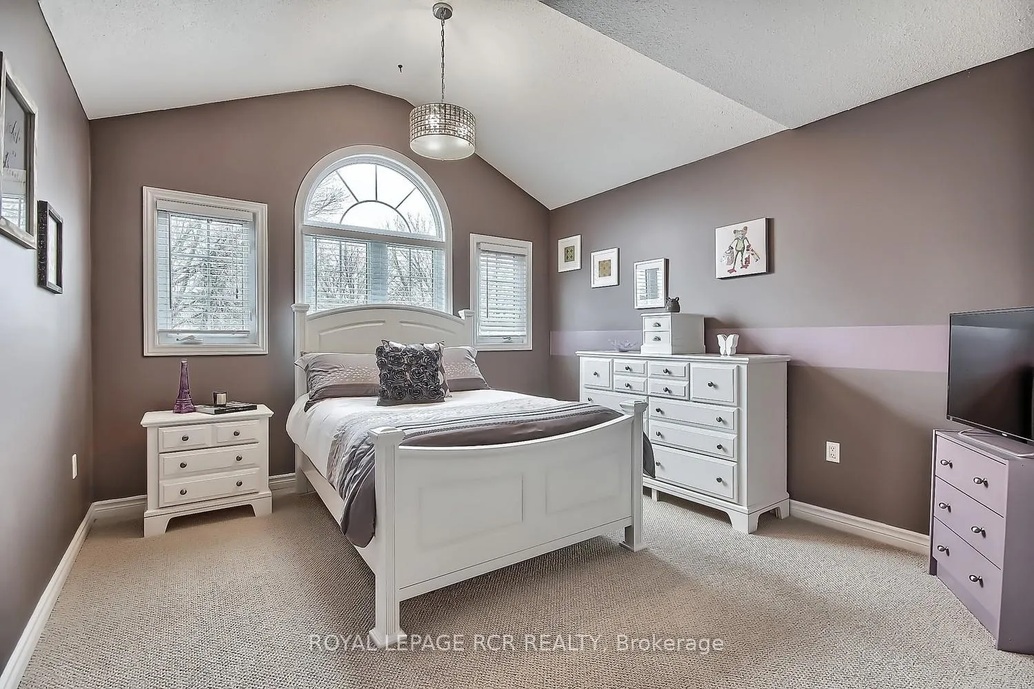 Photo 25 of 617 Brooker Ridge, Newmarket, Stonehaven-Wyndham — HOMEH