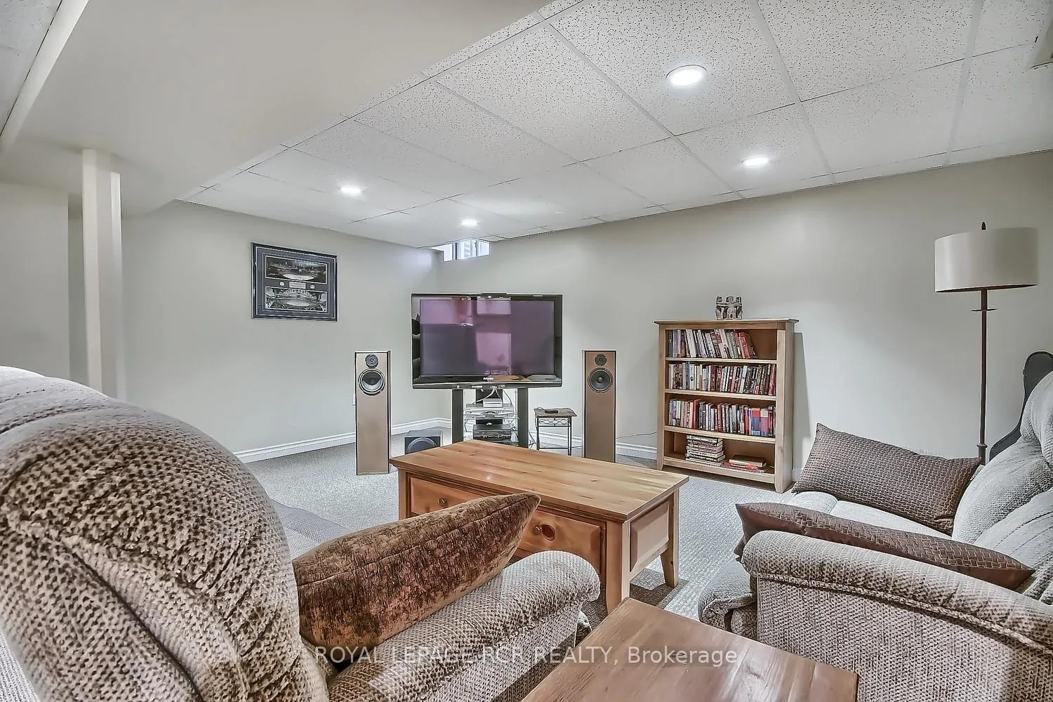 Photo 29 of 617 Brooker Ridge, Newmarket, Stonehaven-Wyndham — HOMEH