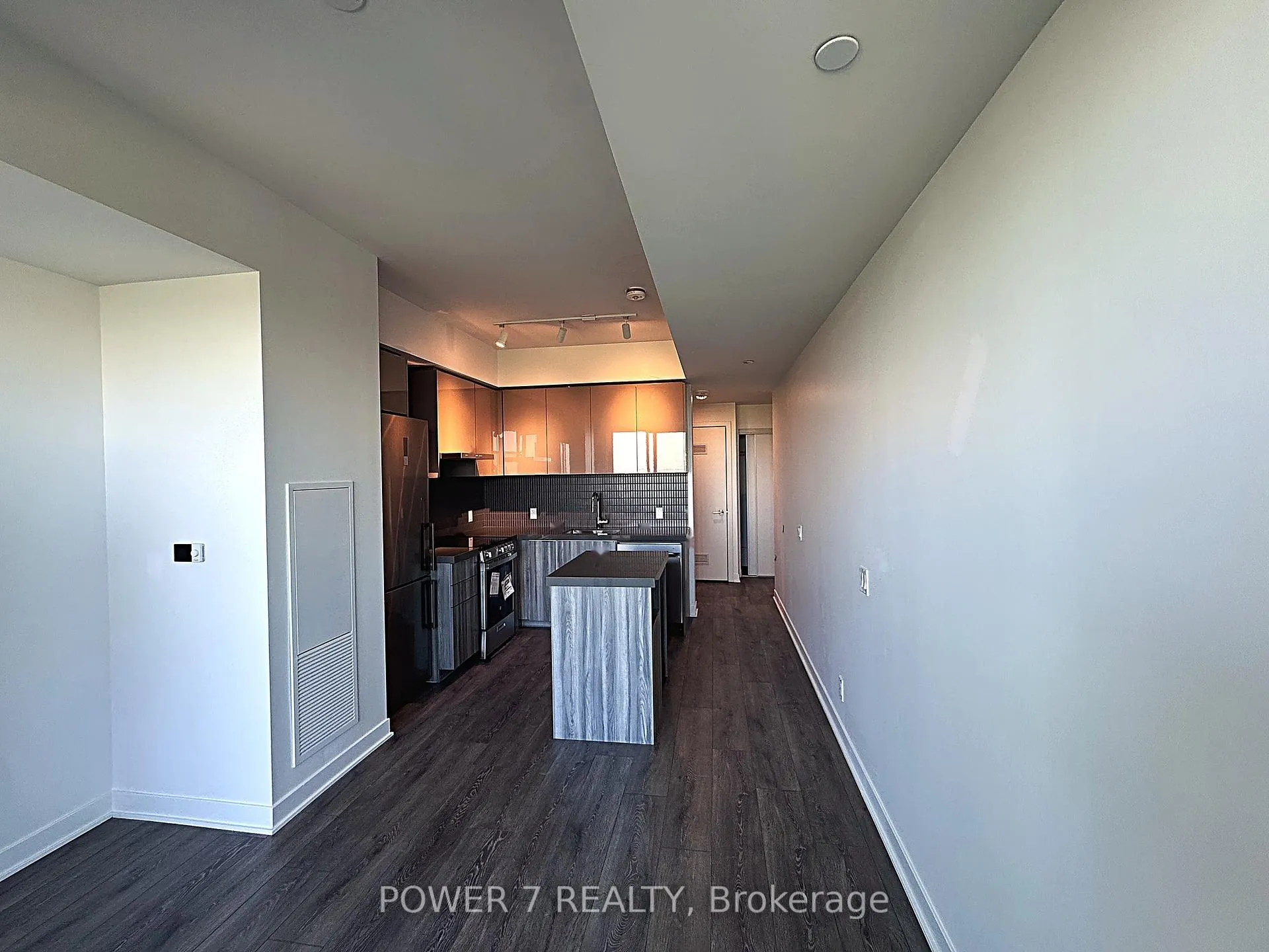 Photo 1 of Unit Unit, 6 Flavelle Trail, Vaughan, Steeles West Industrial — HOMEH