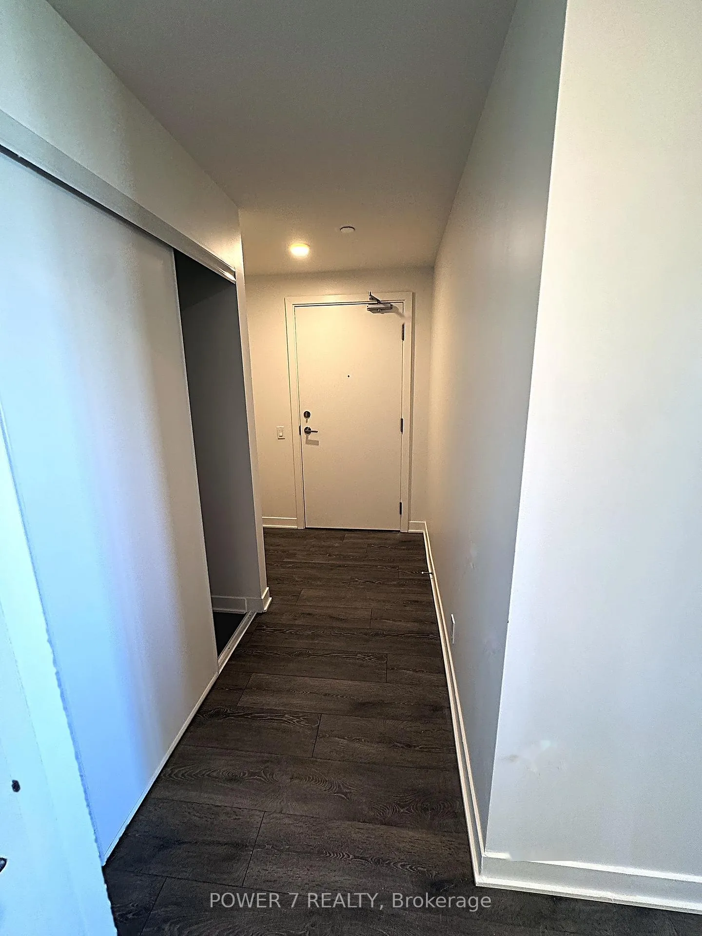 Photo 2 of Unit Unit, 6 Flavelle Trail, Vaughan, Steeles West Industrial — HOMEH